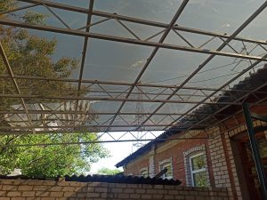 Навес из поликарбоната